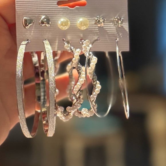 Silver Fashion Earrings Set - Picture 4 of 4